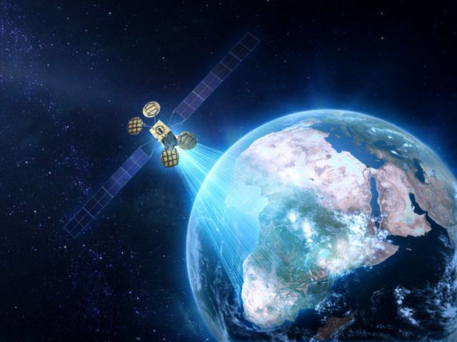 Satellite Eutelsat