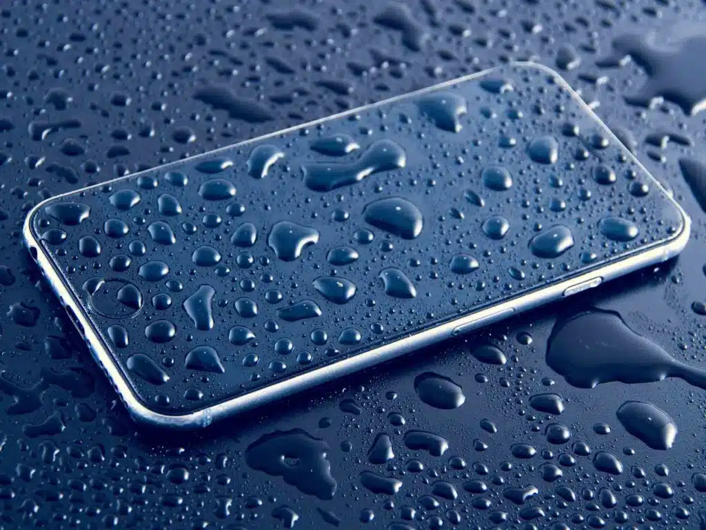 wet smartphone