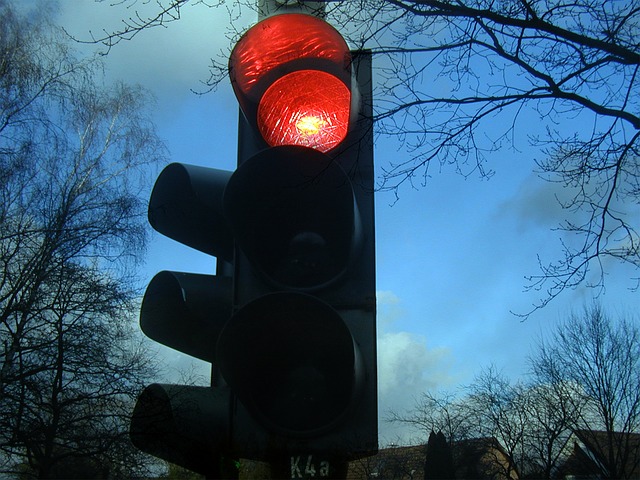 traffic lights 242323 640