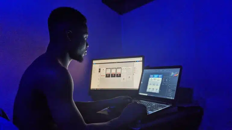 Amazon plans satellite Internet launch in South Africa 1 Freelance