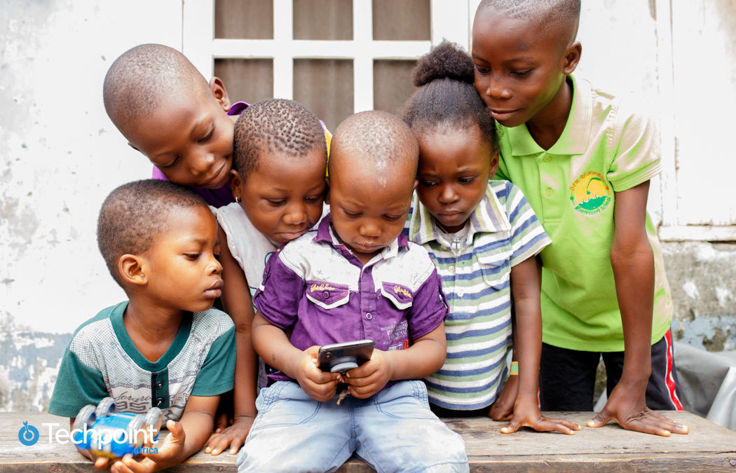 Blog 19 Improving literacy with mobile phones and tech tools in Africa