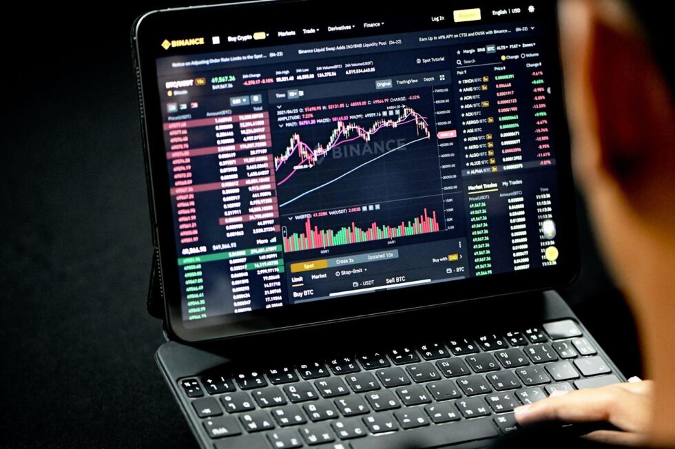 DeFiは、Logarithmic Finance（LOG）、Ripple（XRP）、Fantom（FTM）で再定義されています