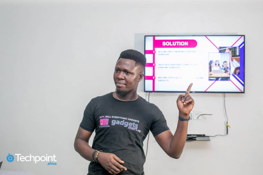 Paul Onose pitching Naijagadgets at Pitch Friday