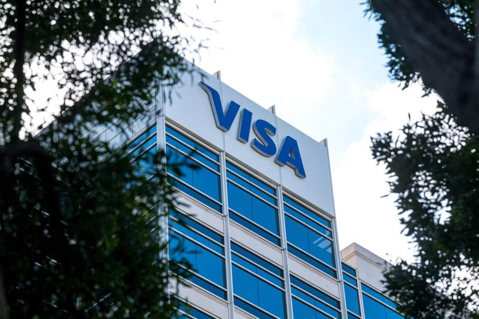 Twitter launches Blue for Business 1 Visa