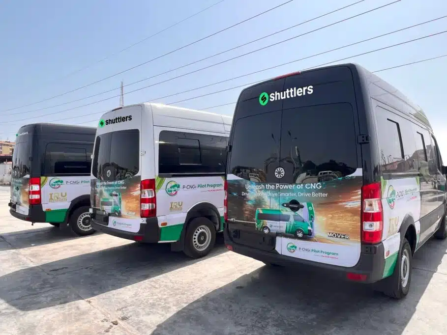 Shuttlers bus