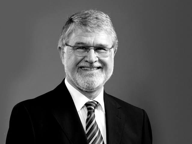 Top 10 richest people in South Africa (2025)—Billionaires & business tycoons 9 AD 4nXeRUIm mzO5oPJLTSJMlYBiW7828v4NCZbj8XAQ6nKkXPeFAsb8nZJnalbHcIRr8K51WA6dUQni9IfIcDCQDrRJKmTZVOrbbW8eec