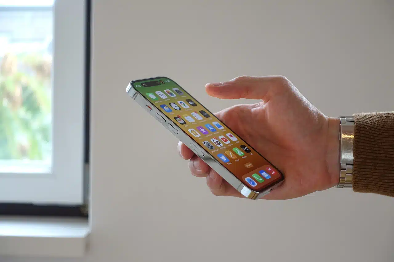 ‘No location found’ vs. ‘location not available’ on iPhone: what’s the difference? 1 AD 4nXdxo3883JyCq7vVYhH9IEnc8Qf9kmrpBcbgwx zt1A EEhrnyxR4 HKeL BrpWx 2IMQ